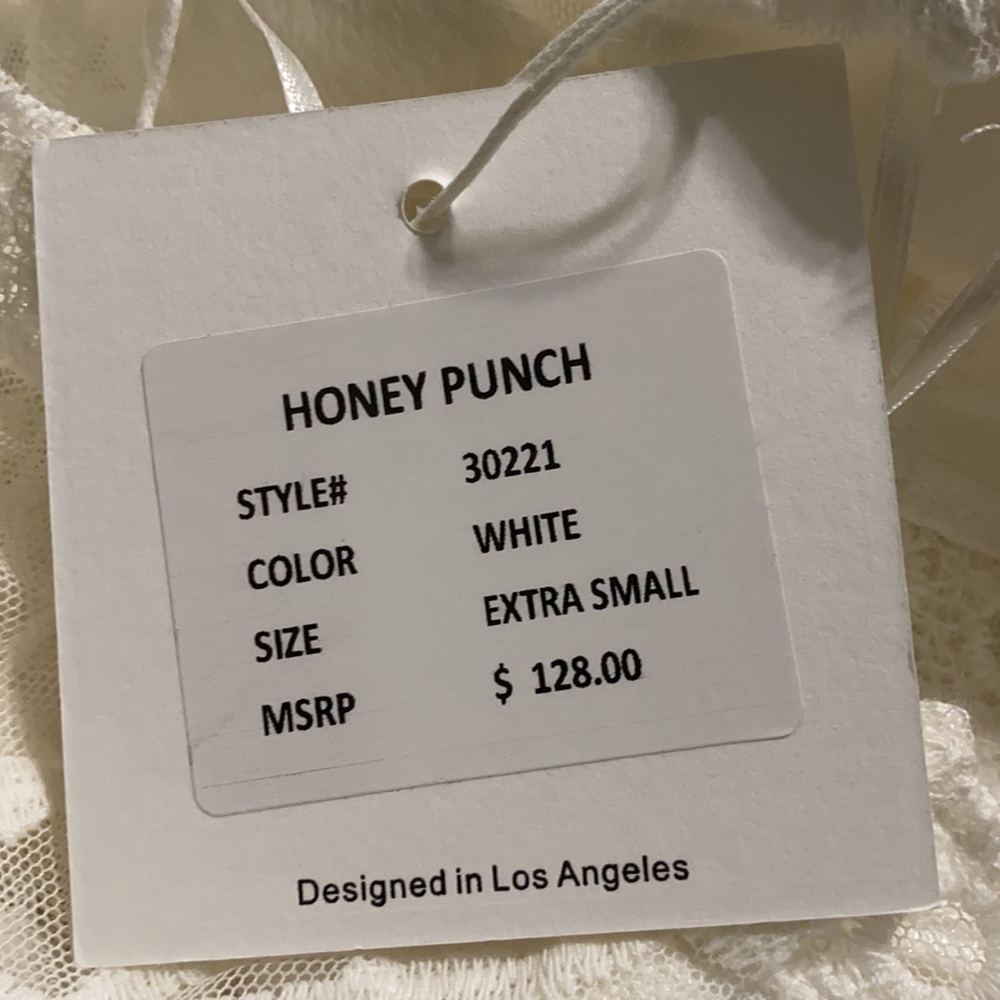 White lace halter maxi dress - Picture 7 of 10